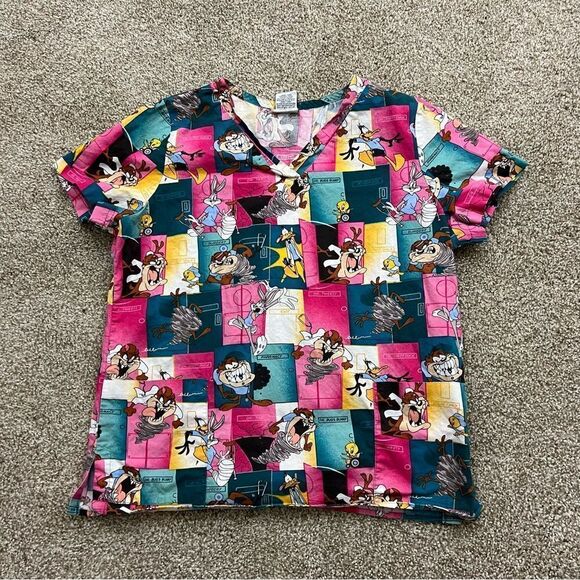 Vintage Looney Toons Scrub Top - Picture 1 of 5